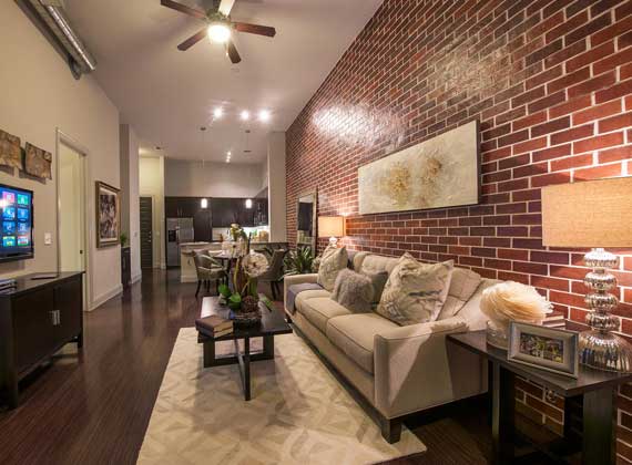 lease a luxury mid-rise apartment in Houston Upper Kirby through tenify