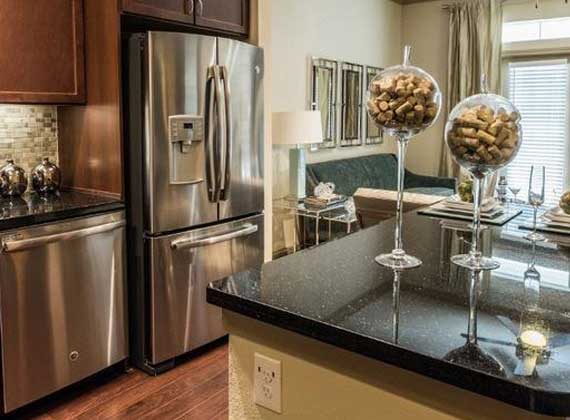 lease a luxury mid-rise apartment in Houston Museum District through tenify