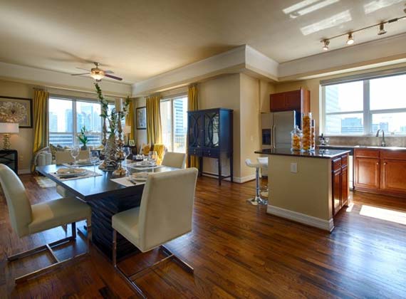lease a Houston Galleria luxury high rise apartment through tenify