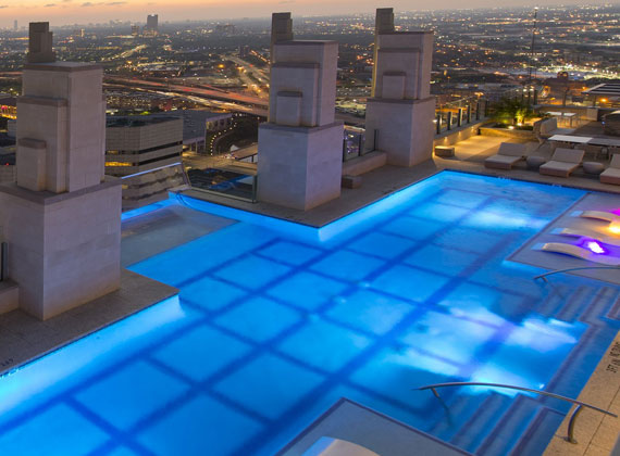 lease a Downtown Houston luxury high rise through tenify