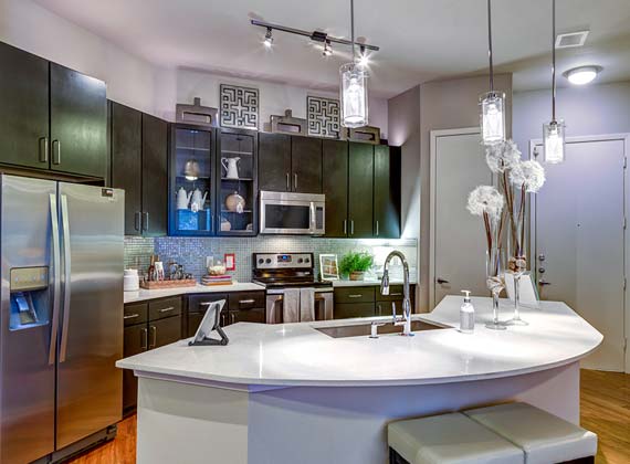 lease a luxury apartment in Houston Medical Center through tenify